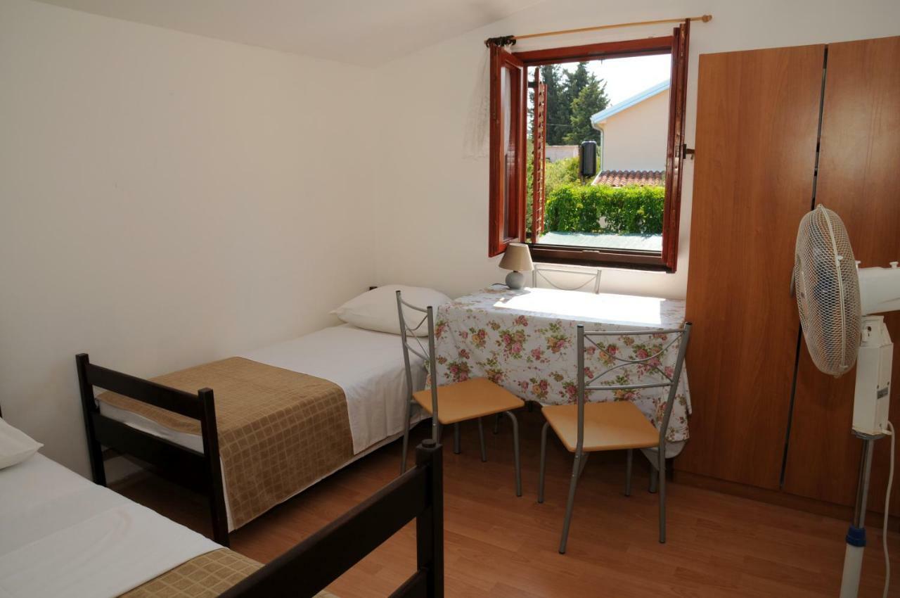 Apartmani Kovacic Murter Exterior foto