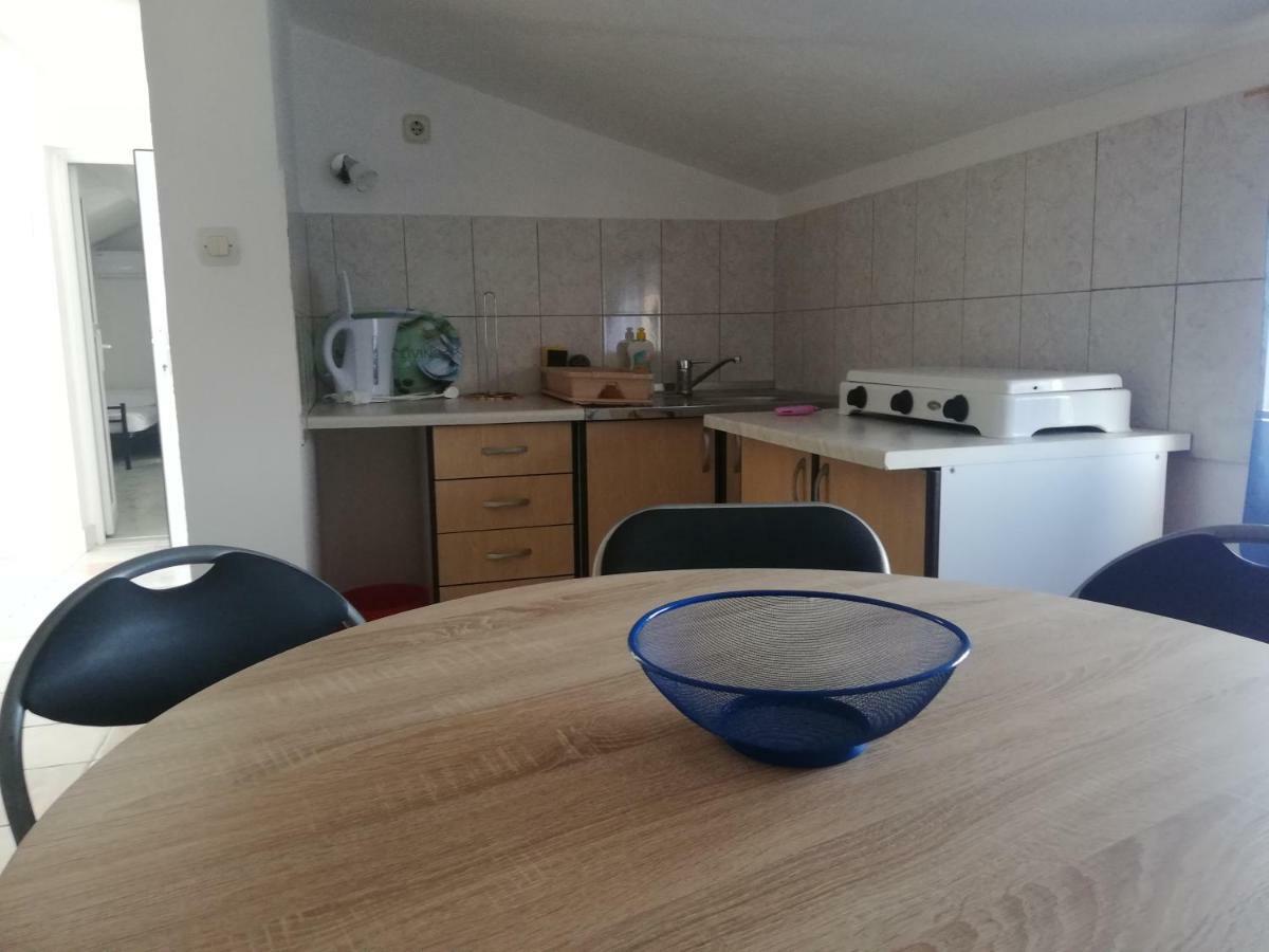 Apartmani Kovacic Murter Exterior foto